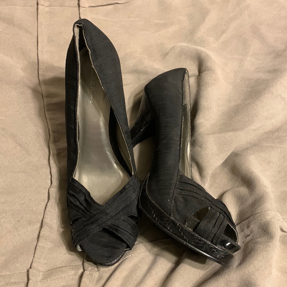 Black Charlotte Russe Open Toe Pumps Size 9